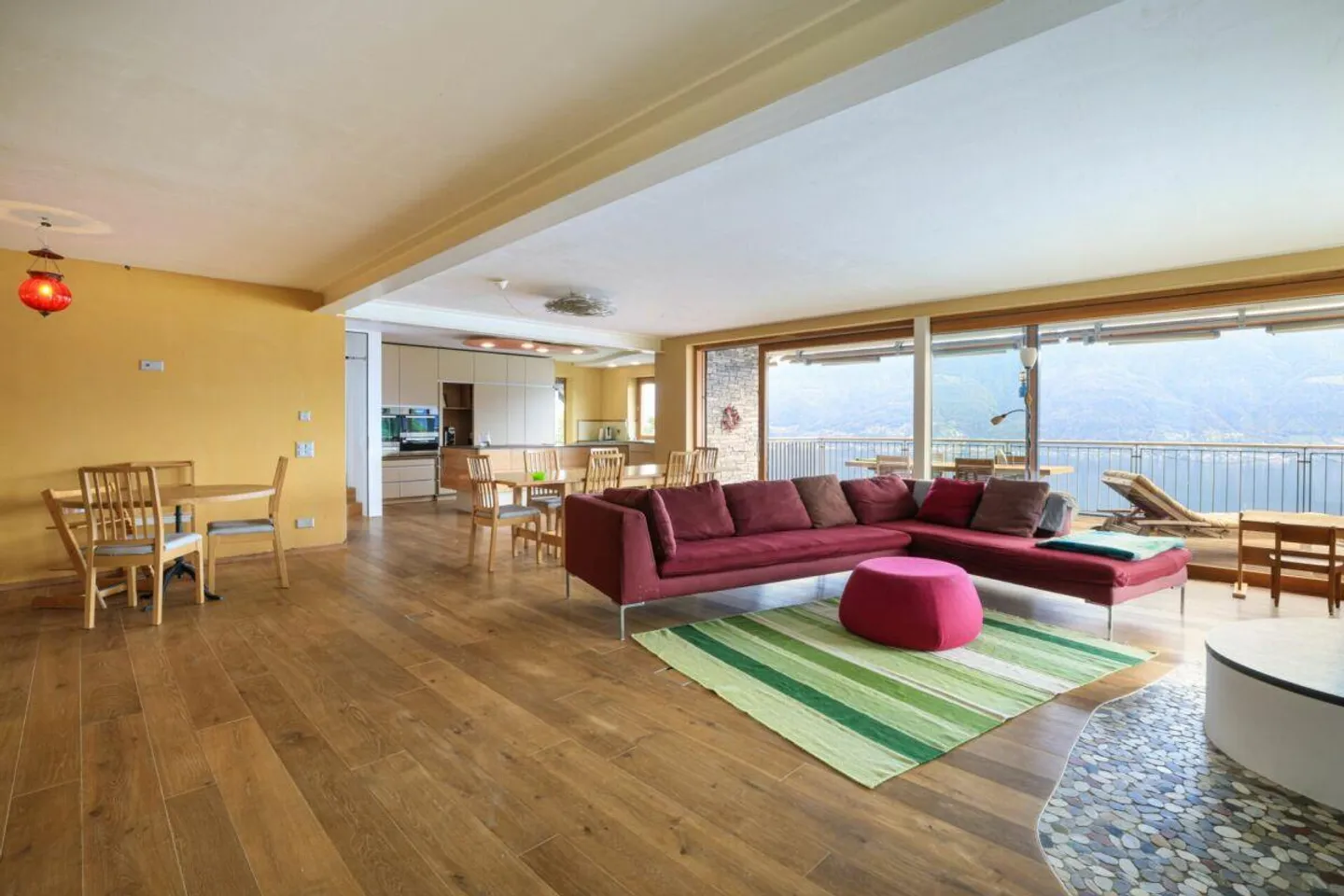 Villa con vista spettacolare sul lago - Foto 6 di 16