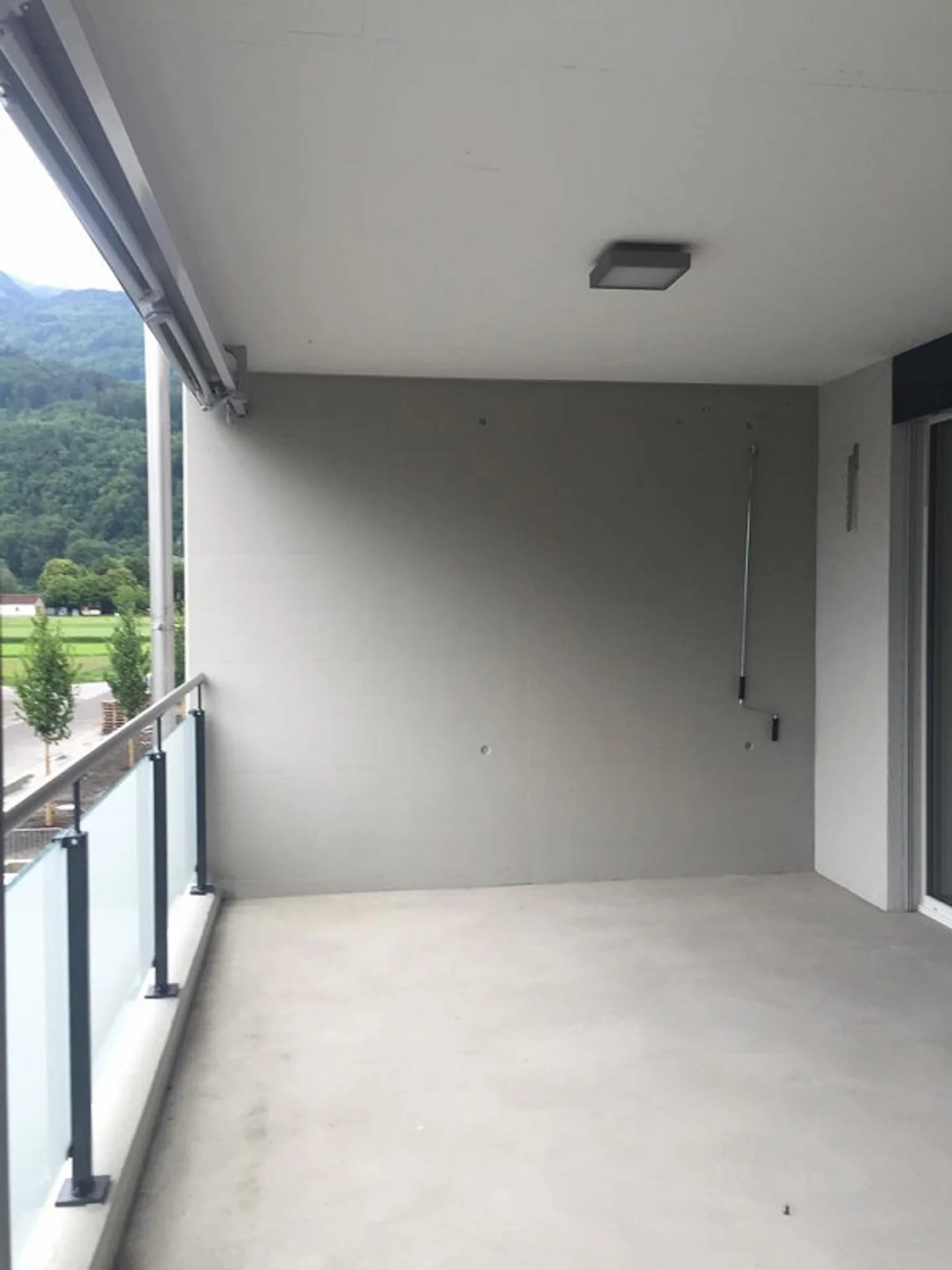 Appartement moderne de 2,5 pièces avec un grand sentiment de vie - Photo 6 sur 7