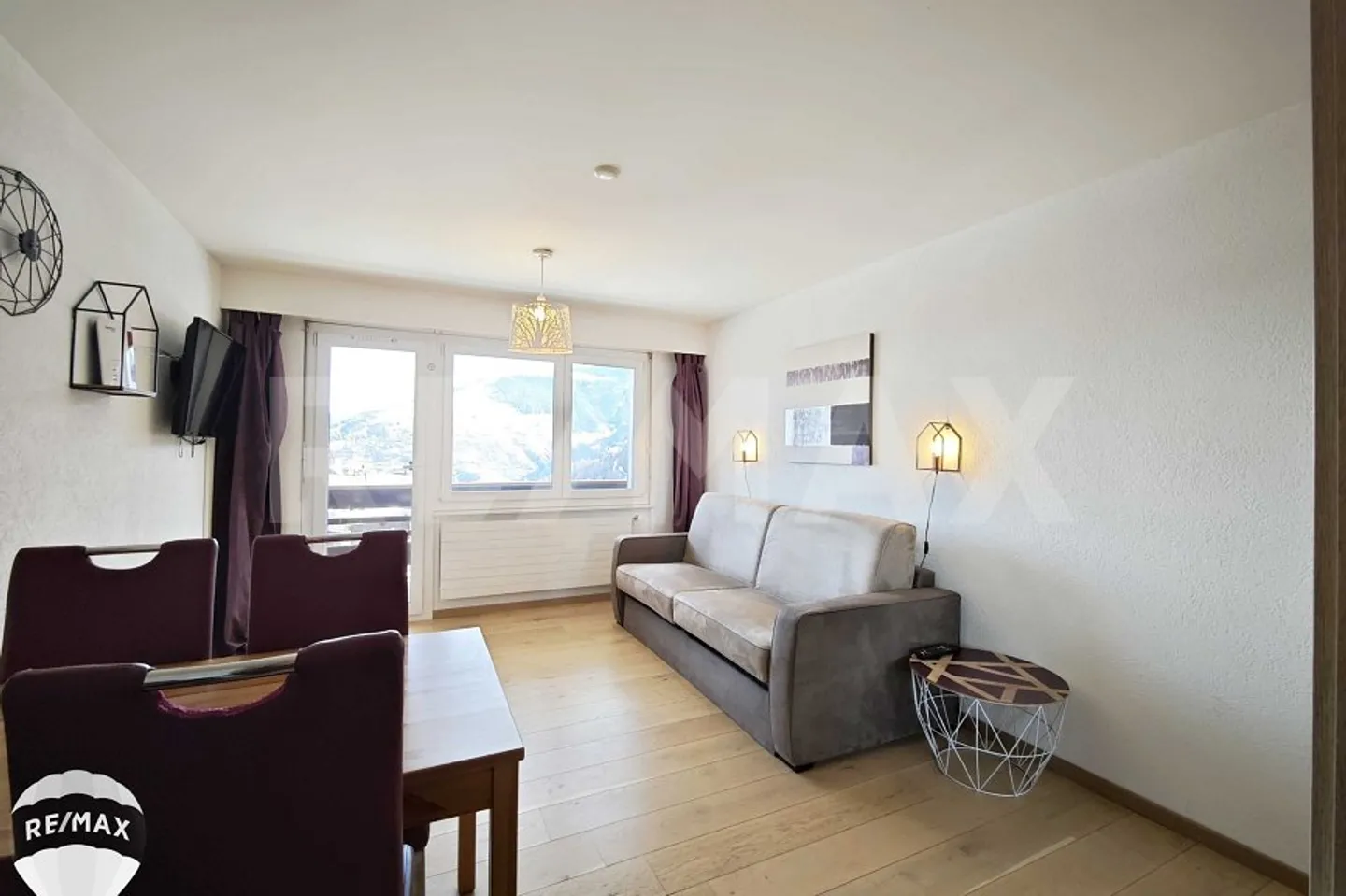 Charming Swiss Chalet Retreat - Photo 2 of 12