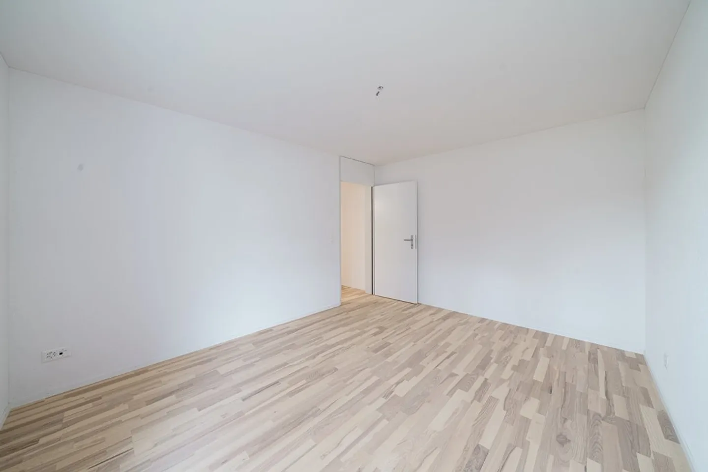Appartamento 2.5 camere affascinante - Foto 7 di 10