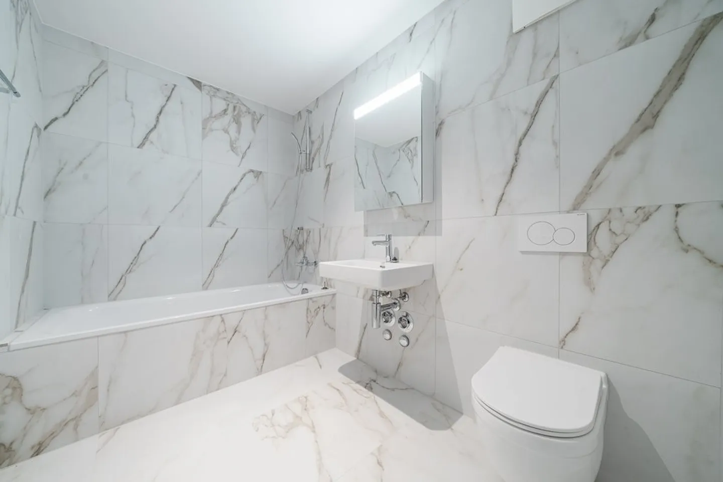 Appartamento 2.5 camere affascinante - Foto 8 di 10