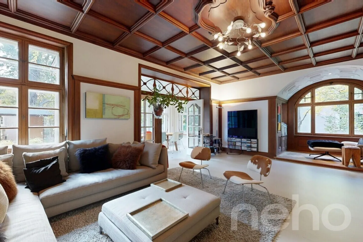 Spacious 6-room apartment with historic charm (in building rights) - Photo 2 of 13