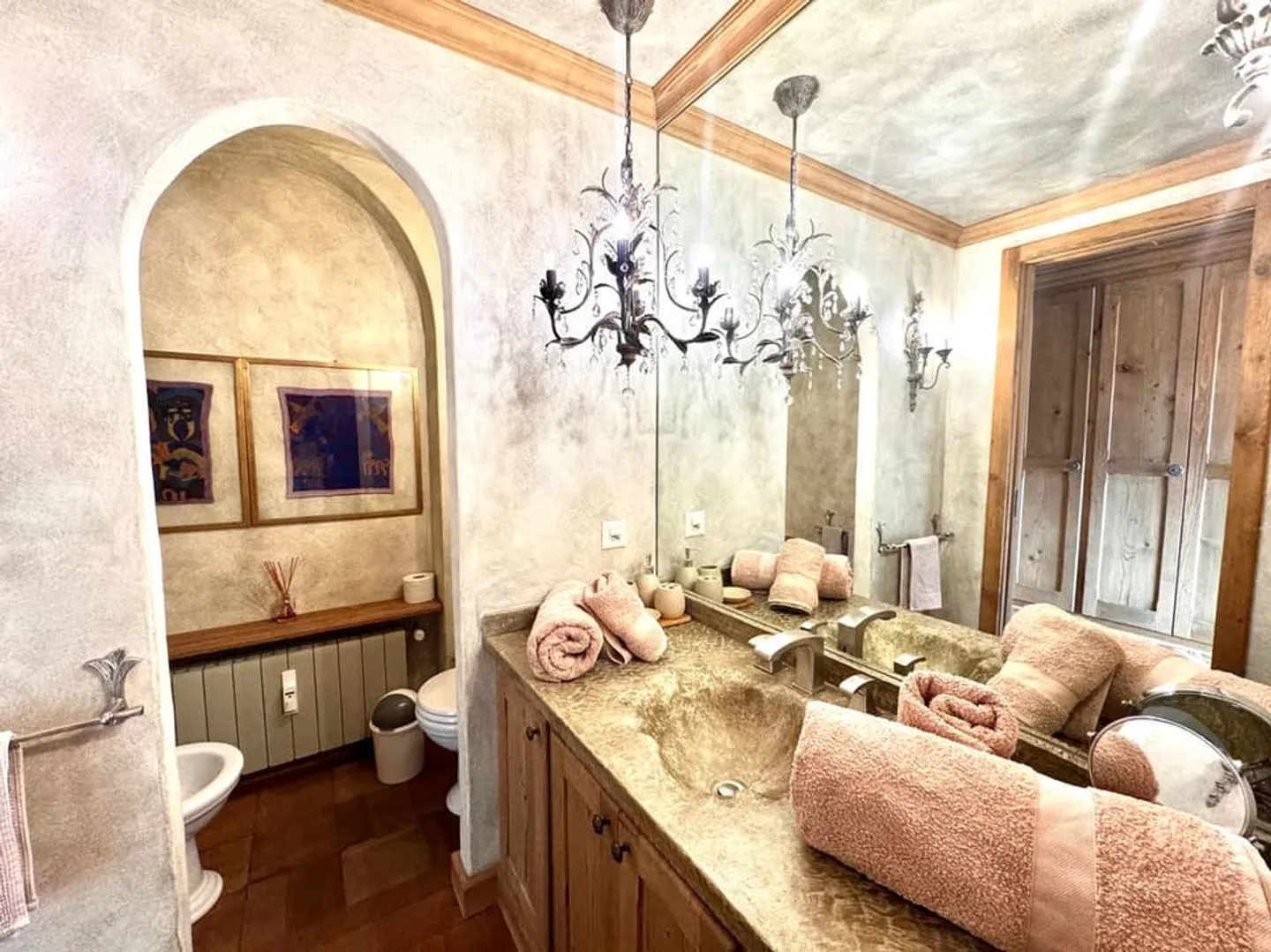 Charming 3.5-Room Apartment Less Than 10 Minutes' Walk from the Center of Crans / Ref. 1007-676 - Photo 9 of 12