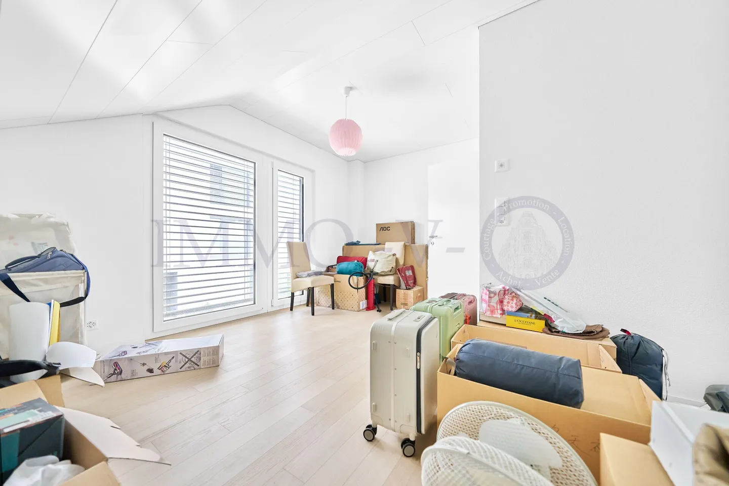 Spacious Family Villa in Quiet Area - Photo 10 of 11