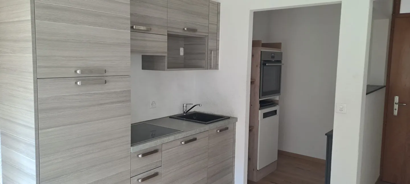 In Affitto
Appartamento 2,5 Stanze
Martigny-Croix - Foto 3 di 9