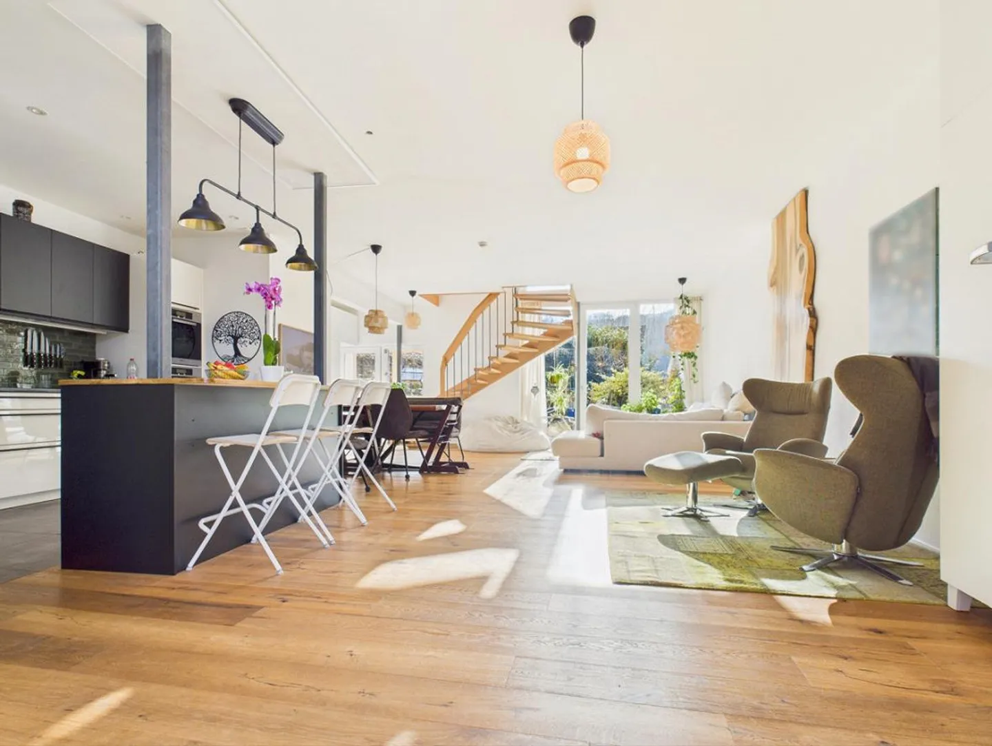 Einzigartiges Anwesen mit zwei Häusern - Foto 1 von 20