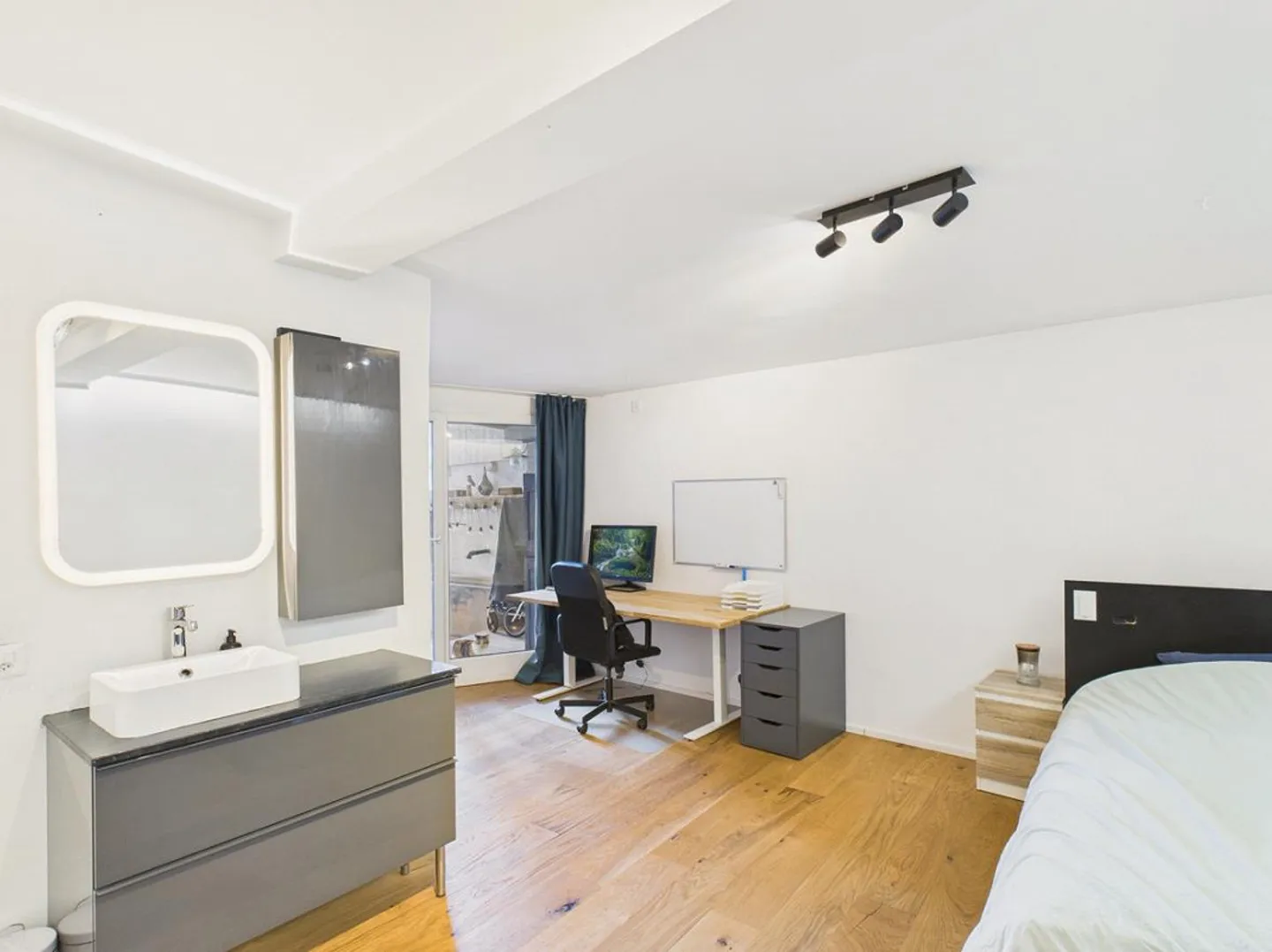 Einzigartiges Anwesen mit zwei Häusern - Foto 4 von 20