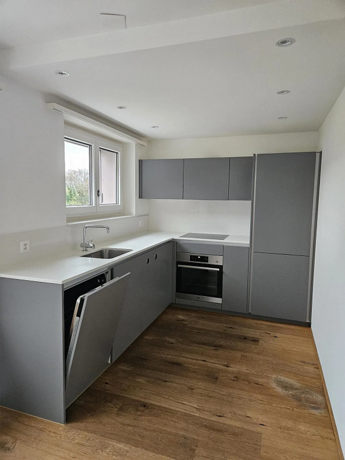 Stilvolle 3.5-Zimmerwohnung - Foto 3 von 8