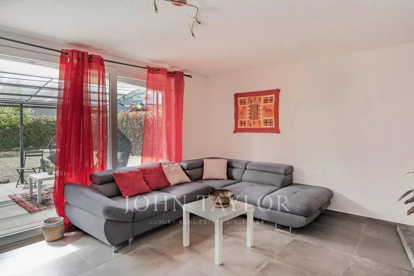 Duplex townhouse + basement, with garden - Photo 2 of 8