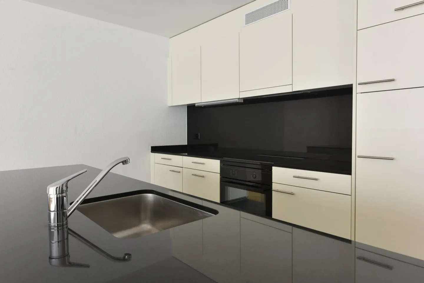 Moderne 3.5-Zimmerwohnung - Foto 7 von 9