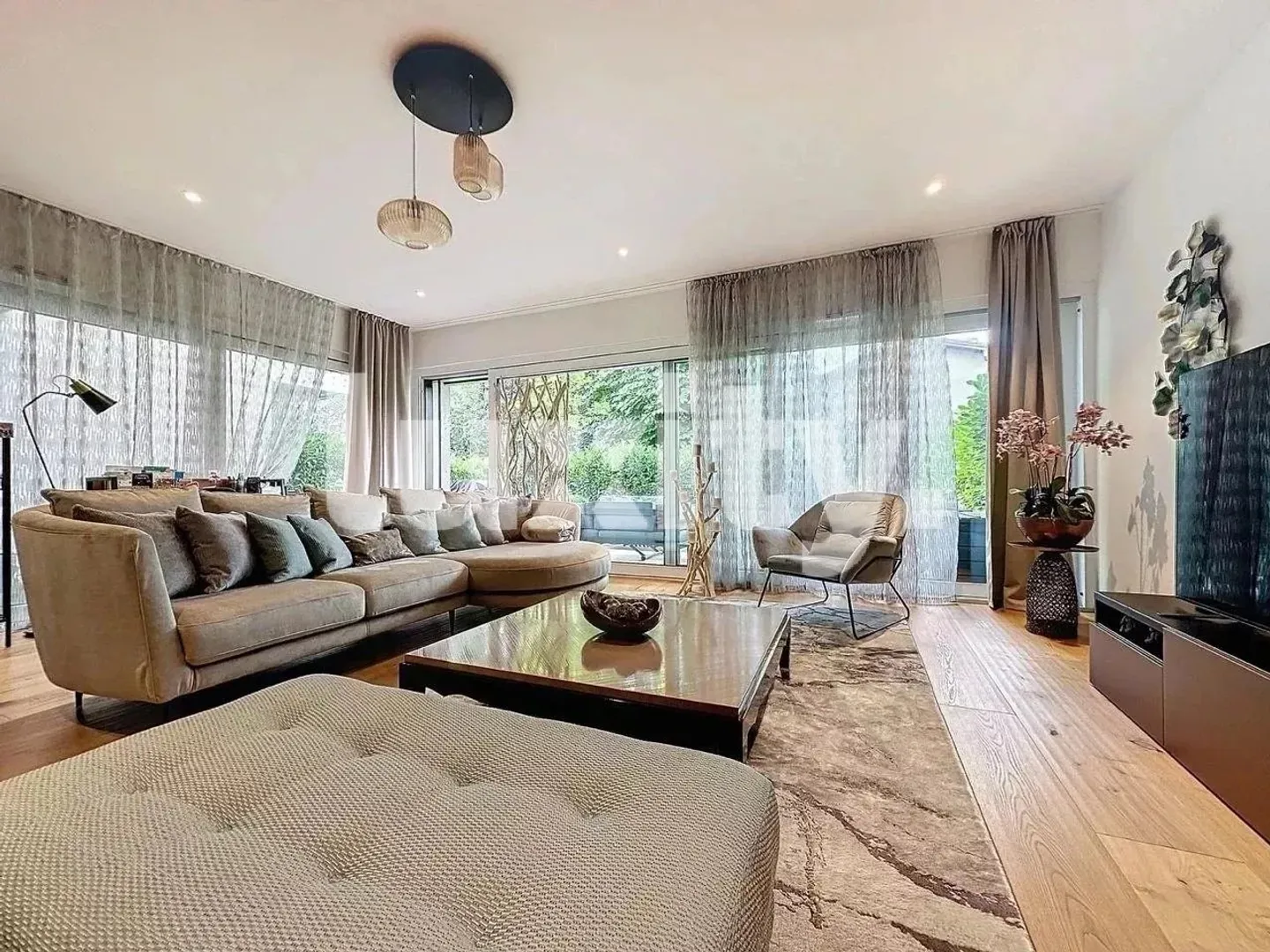 Appartement à louer - Photo 3 sur 3