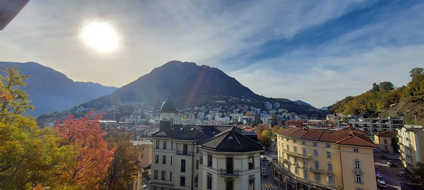 4,5 camere arredate con vista lago - Foto 7 di 10