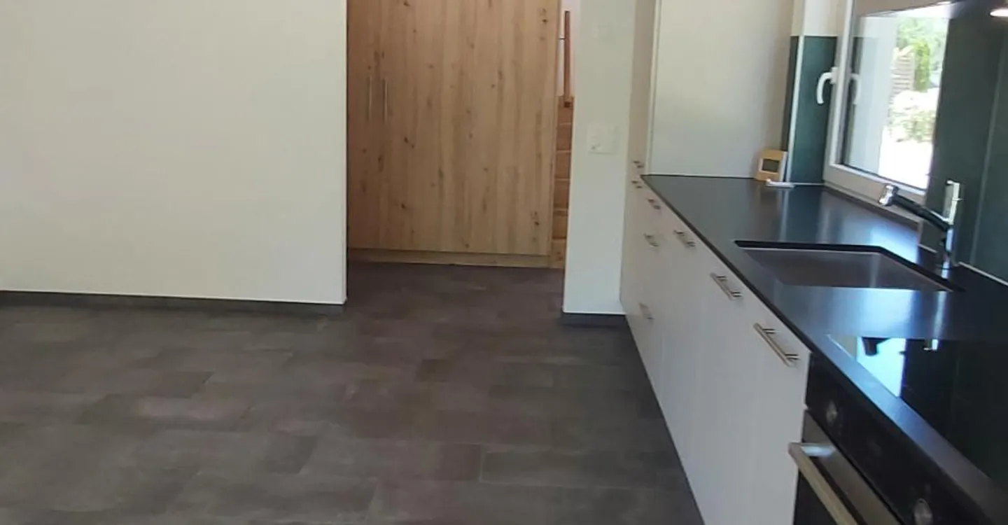 1.5 Room Apartment - Photo 3 of 8