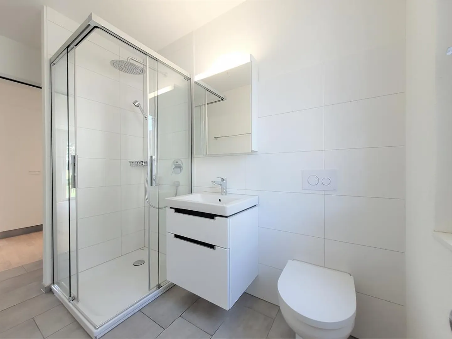 Appartement lumineux de 2,5 pièces à Saint-Gall - confort moderne avec ascenseur - Photo 3 sur 7