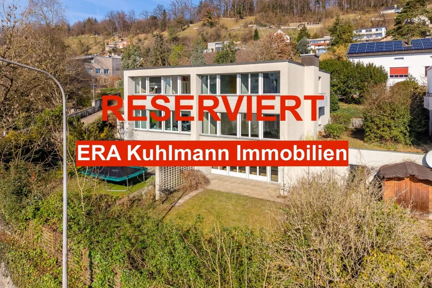 Charming 5.5-Room Semi-Detached House with Great Layout - Photo 1 of 1