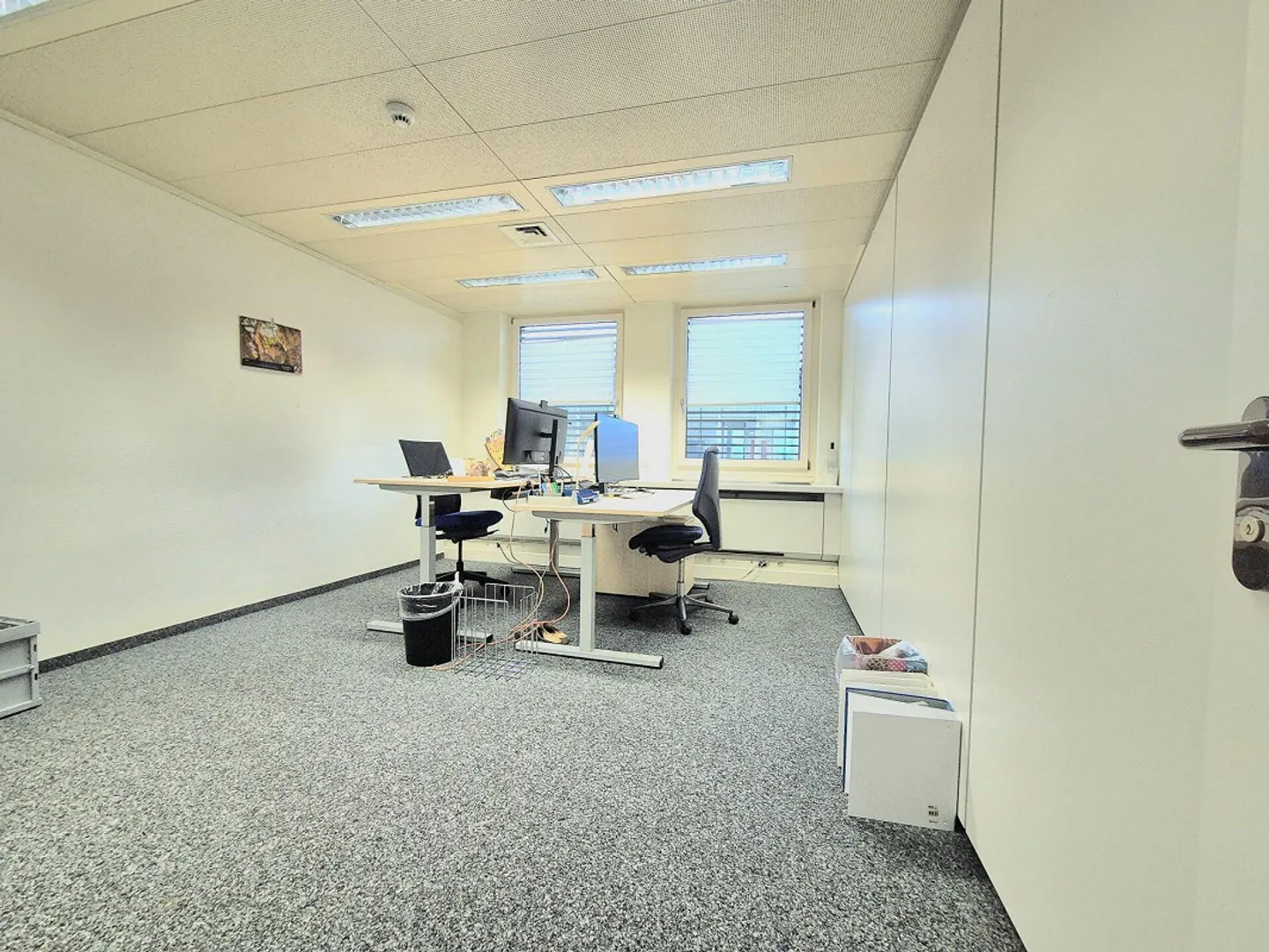 Central and spacious - Photo 3 of 7