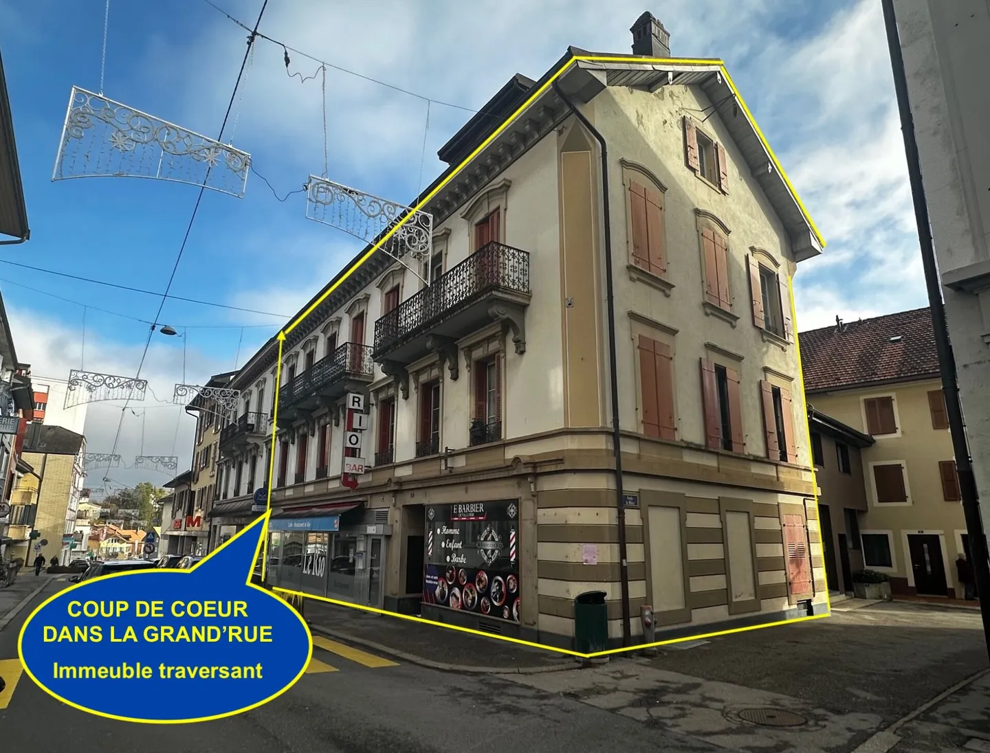 THROUGH BUILDING, 4 APARTMENTS, 1 BUSINESS AND 1 RESTAURANT - Photo 1 of 23