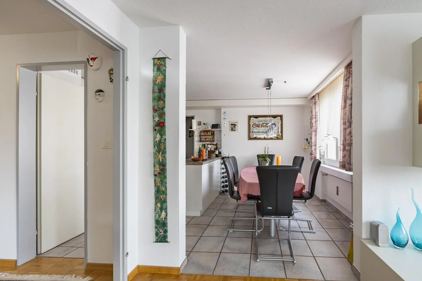 Lake Constance Lifestyle Included - Charming 3.5 Room Apartment with Potential - Photo 4 of 13