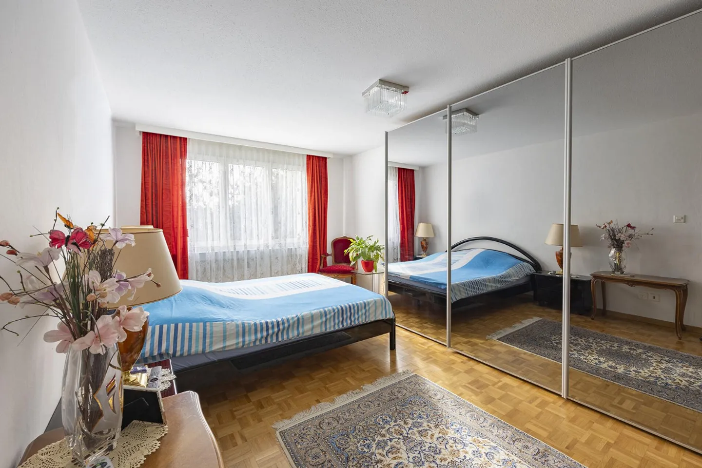 Lake Constance Lifestyle Included - Charming 3.5 Room Apartment with Potential - Photo 8 of 13