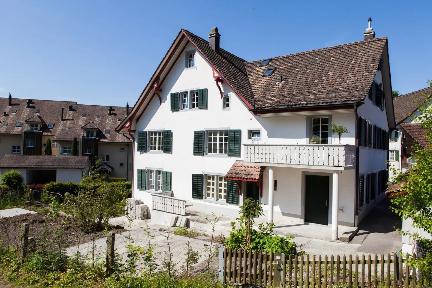 Charmantes Wohnen im Weinbauernhaus mit idyllischem Garten - Foto 1 von 7