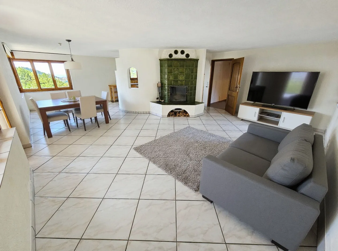 Geräumiges Familienhaus mit Aussicht - Foto 12 von 14