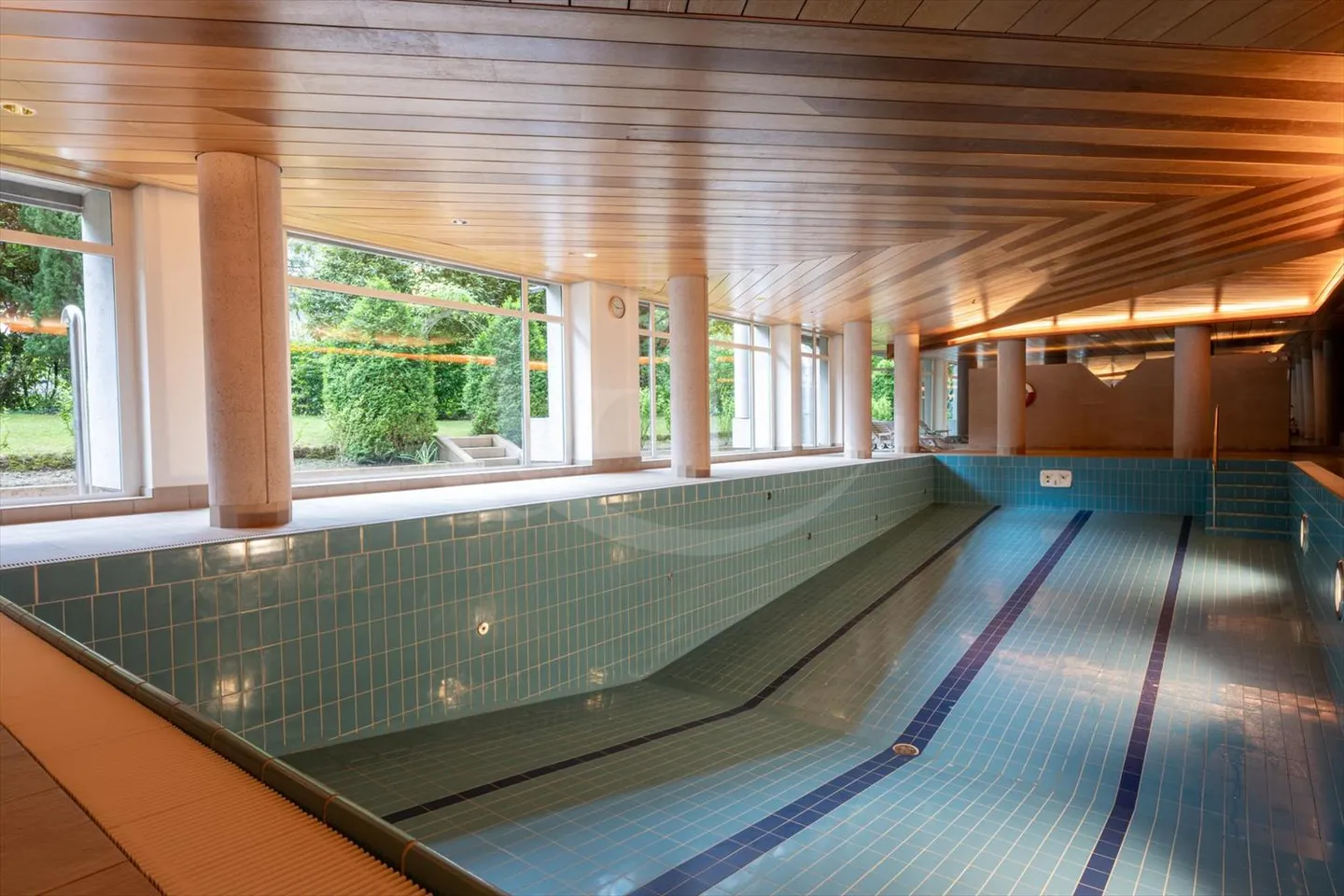 Apartment to renovate in a high-end condominium in Petit-Saconnex - Photo 9 of 10