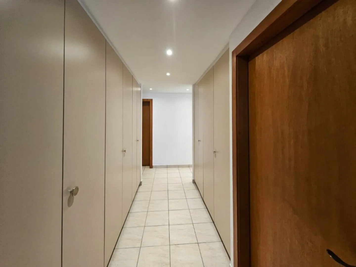 Appartamento di 5.5 locali nel centro di Saxon - Foto 5 di 14