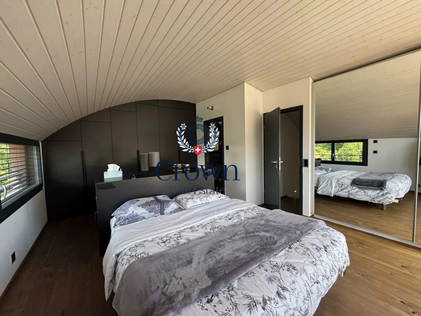 Charming Townhouse in Carouge - Photo 11 of 17