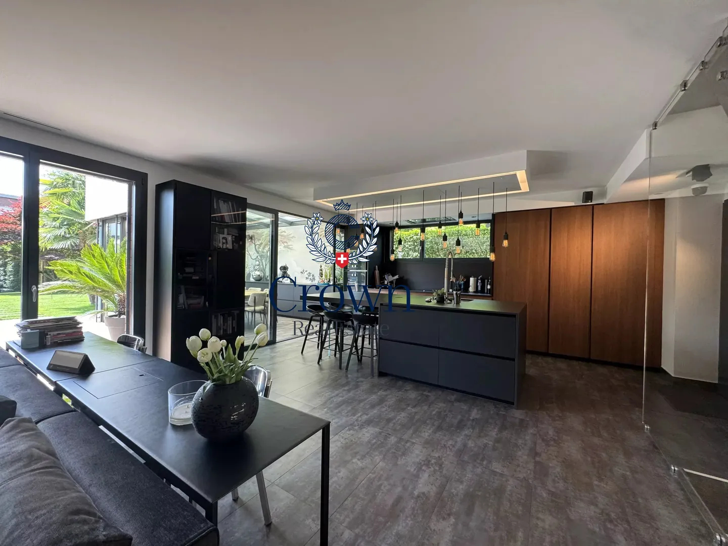 Charming Townhouse in Carouge - Photo 9 of 17