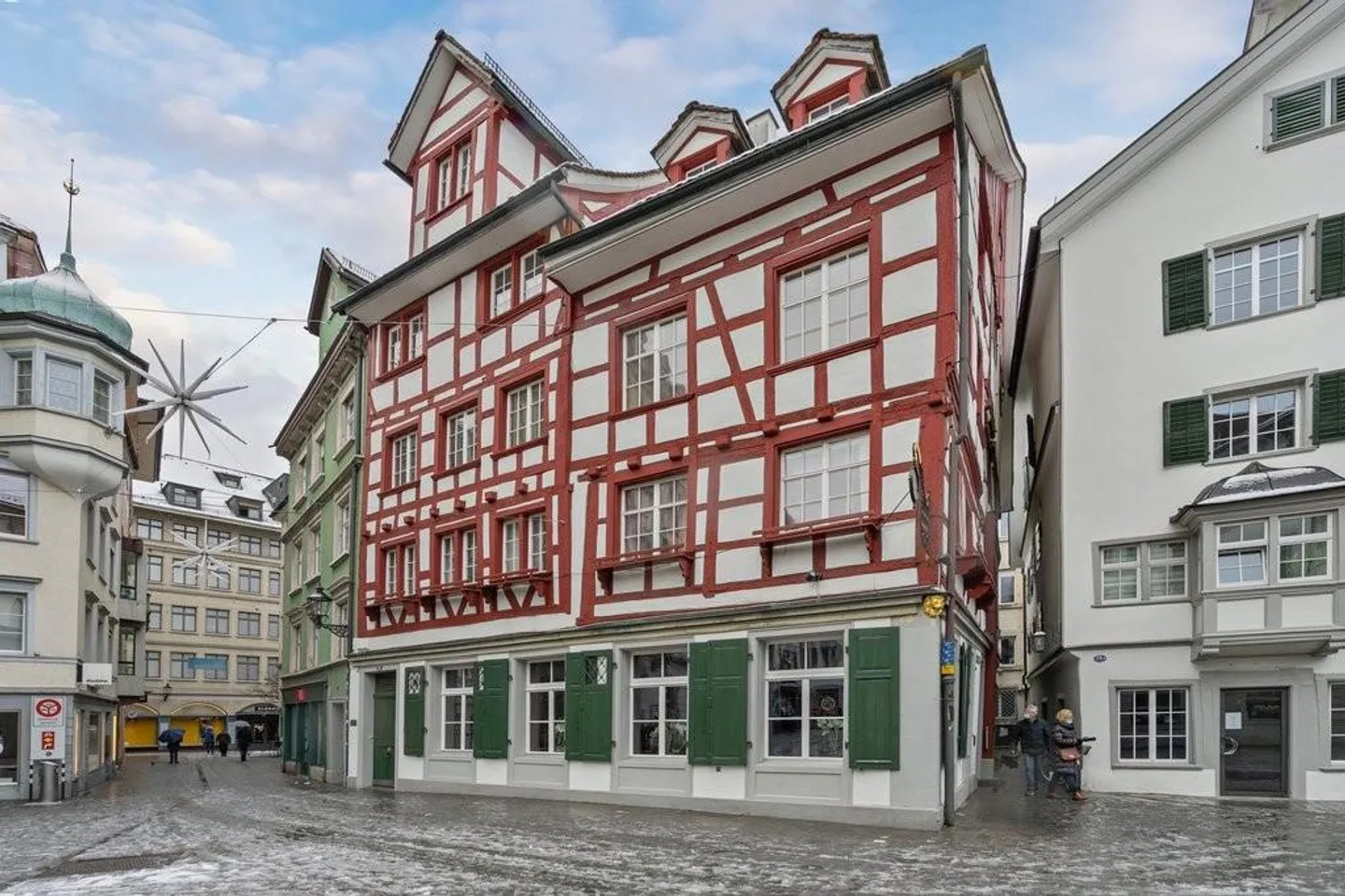 Charmante Dachwohnung im Klosterviertel - Foto 1 von 3
