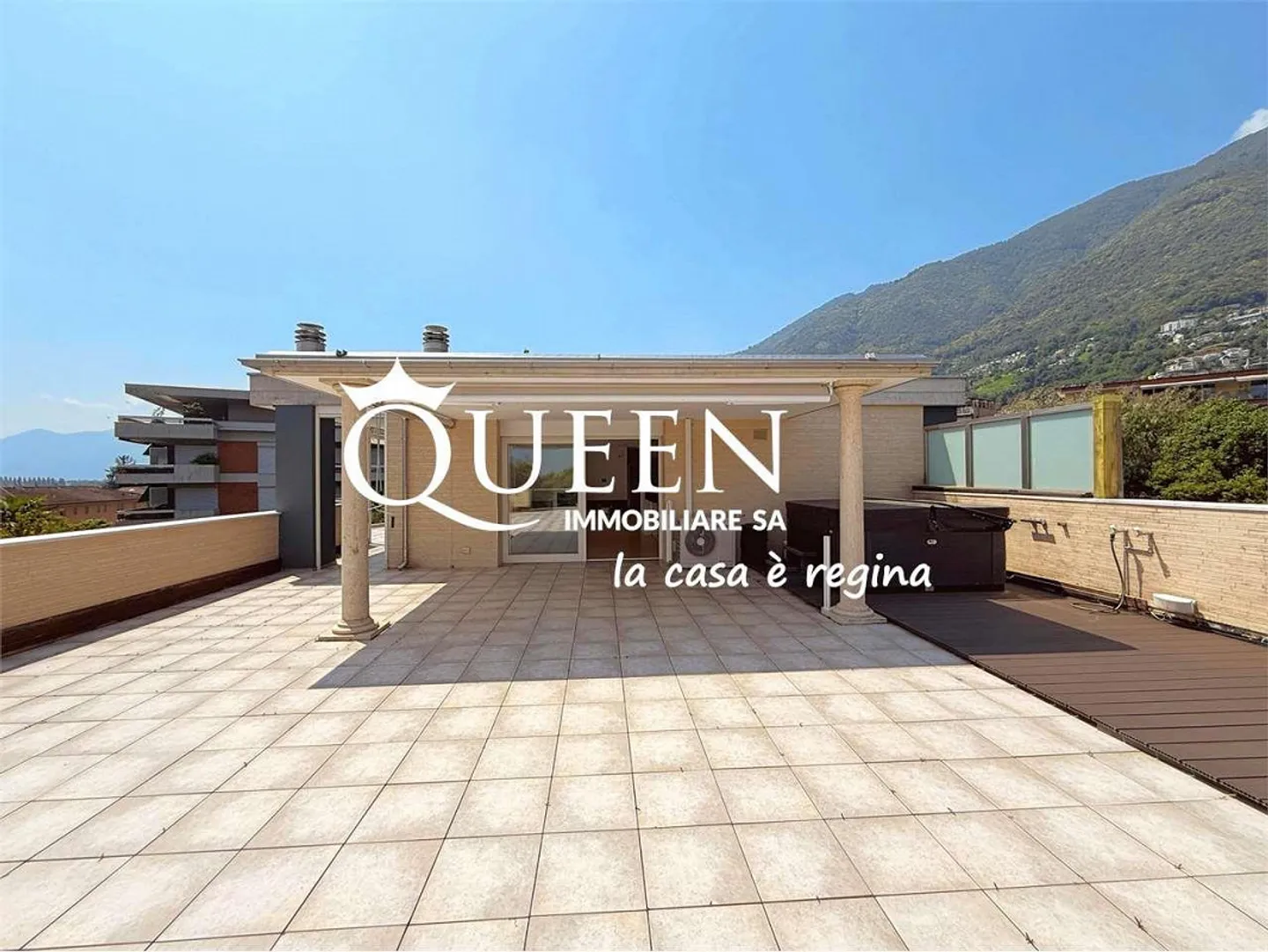 Minusio: penthouse 4.5 rooms, 150 sqm, terrace, jacuzzi, lake view and mountains - Photo 13 of 13