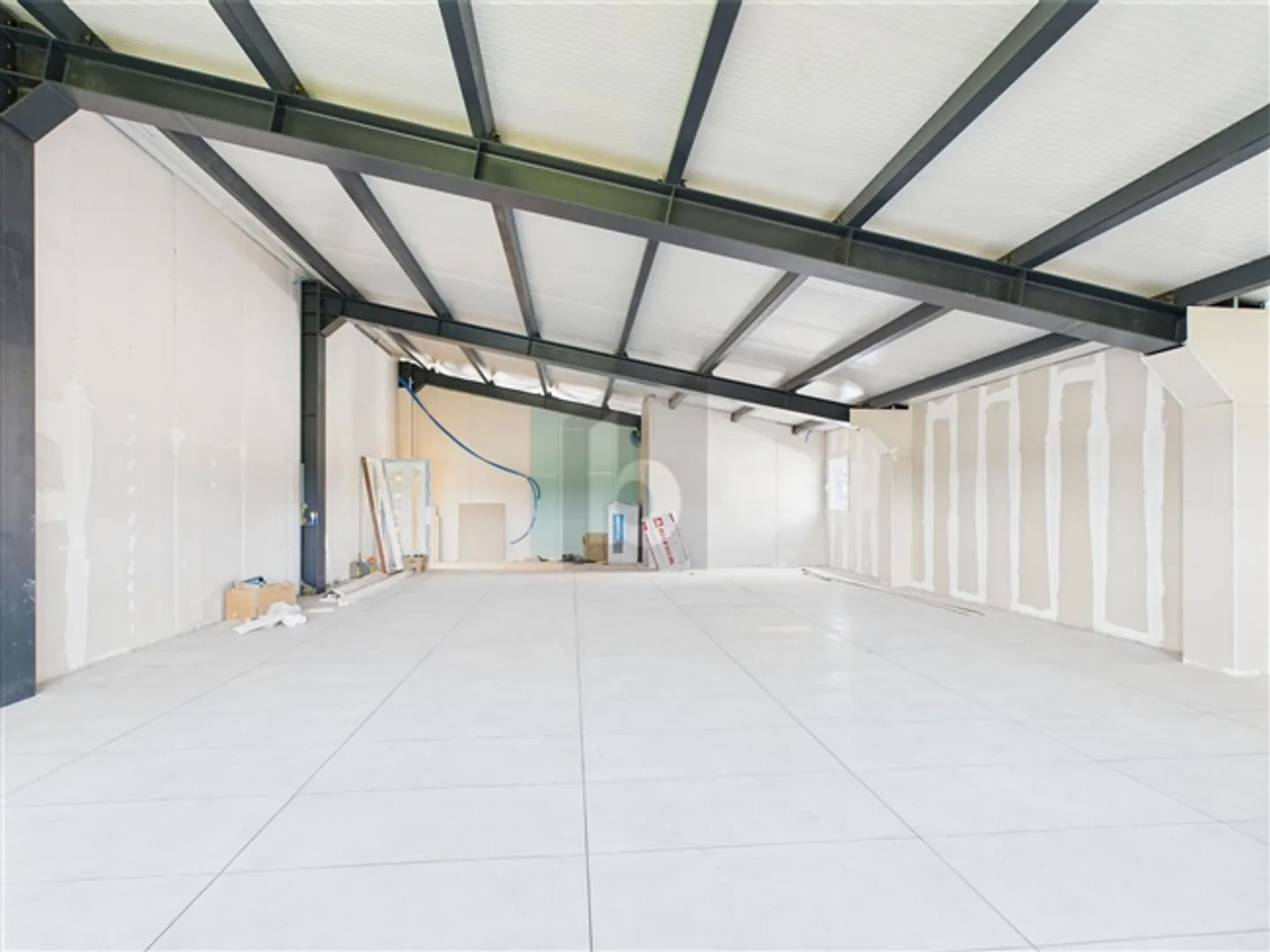 BAIGNÉ DE LUMIÈRE ET UNIQUE - Photo 2 sur 6