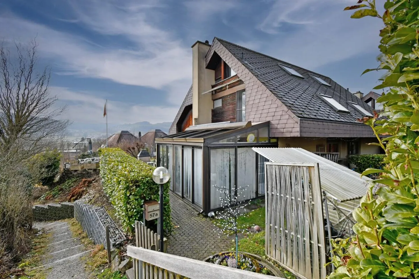 Plus qu'une maison - un foyer près du lac - Photo 2 sur 11