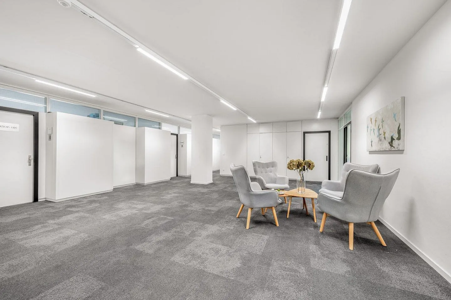 Grand espace commercial/de bureau de 268 m2 à louer à Urdorf - Photo 5 sur 8