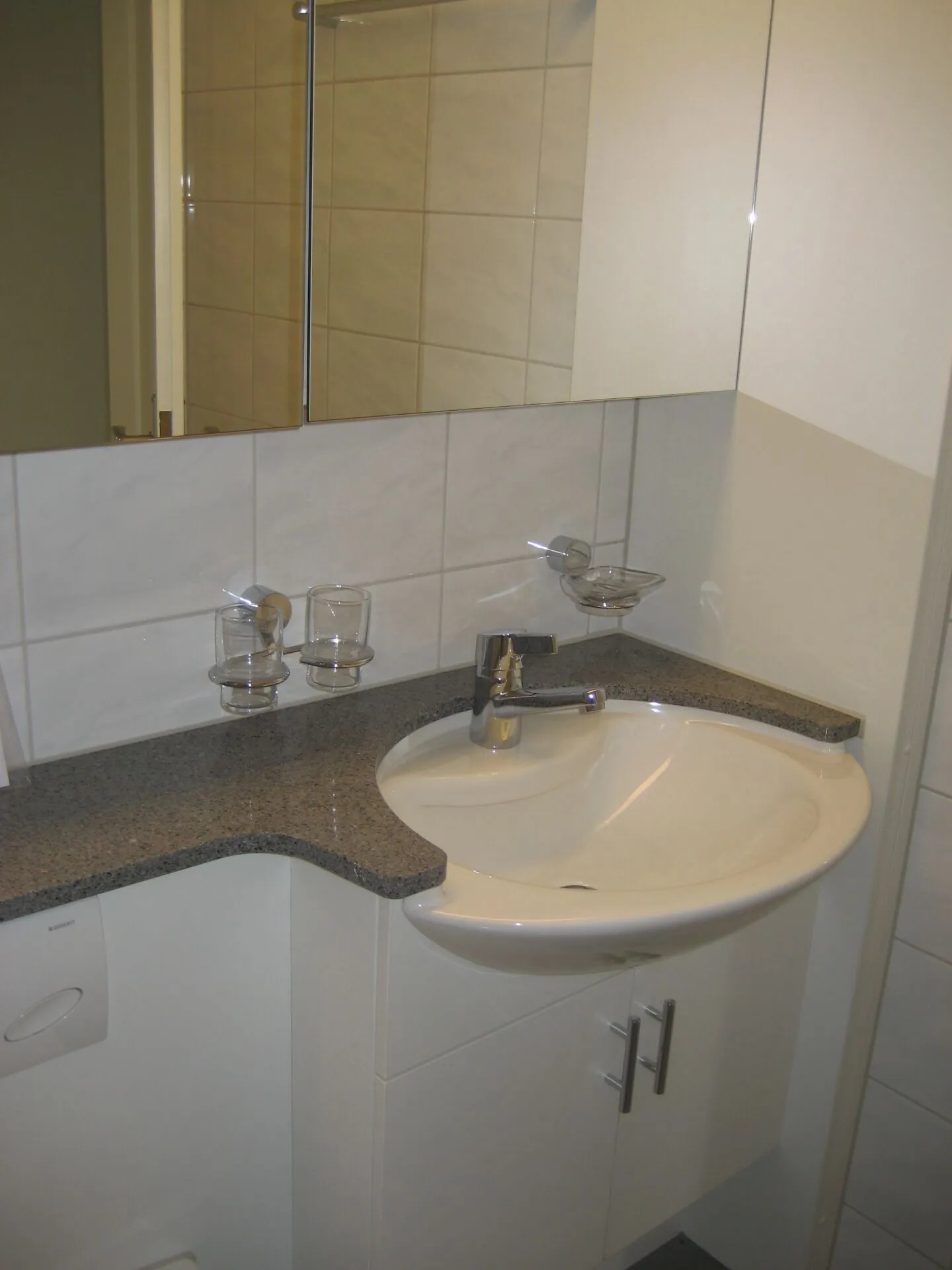 Appartamento recentemente ristrutturato con vista - Foto 6 di 9