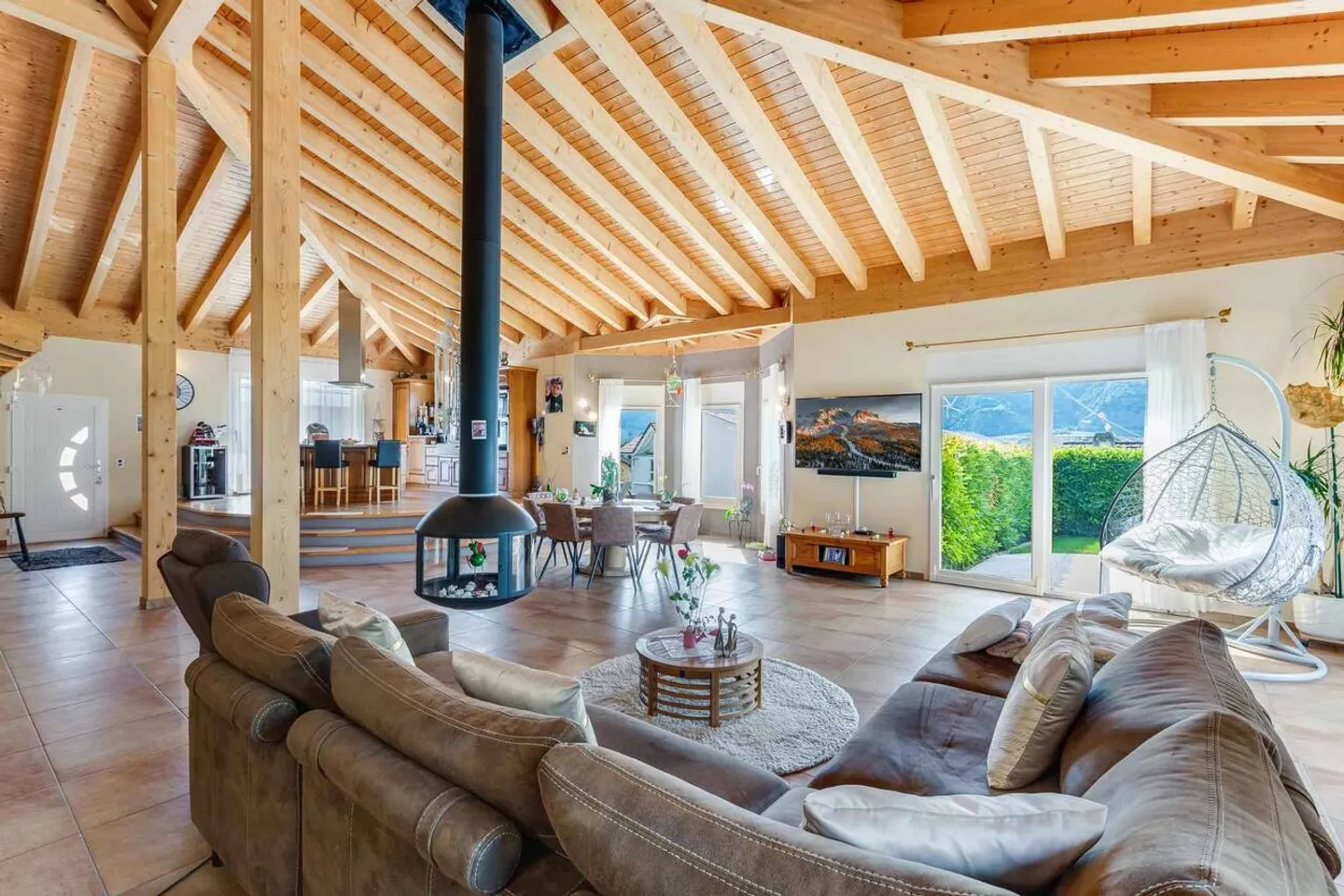 Villa exceptionnelle de 4,5 pièces - Photo 4 sur 13