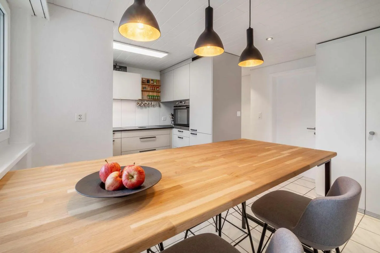 APPARTEMENT 3.5 PIÈCES AVEC VUE. - Photo 11 sur 11