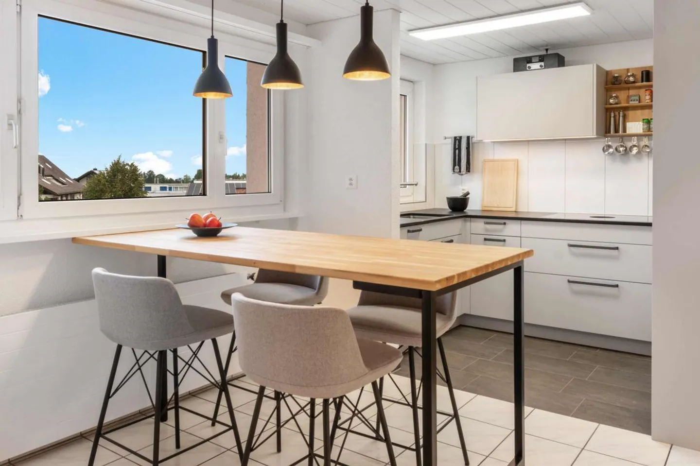 APPARTEMENT 3.5 PIÈCES AVEC VUE. - Photo 10 sur 11