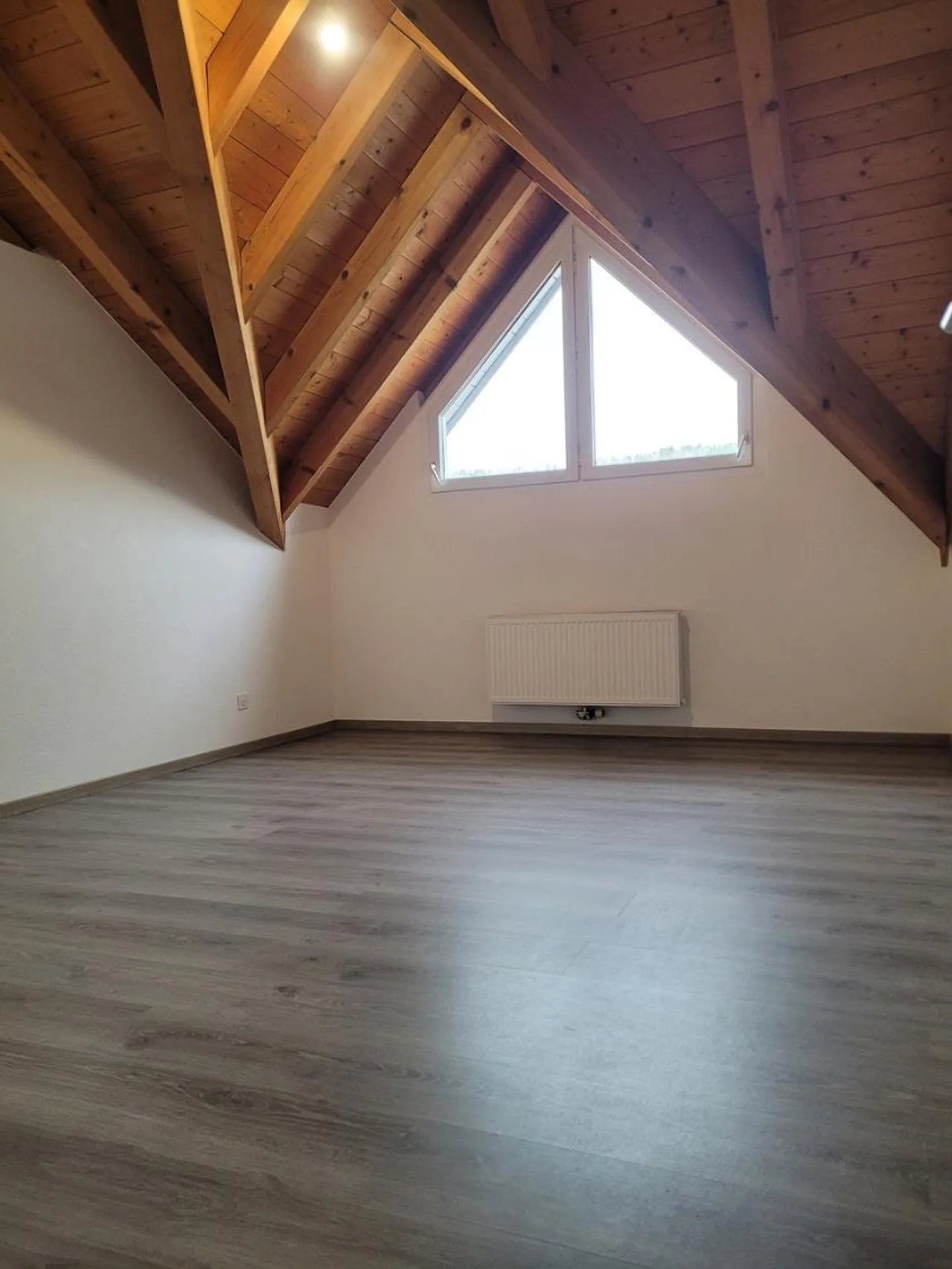 Charmantes Duplex mit Balkon - Foto 2 von 8