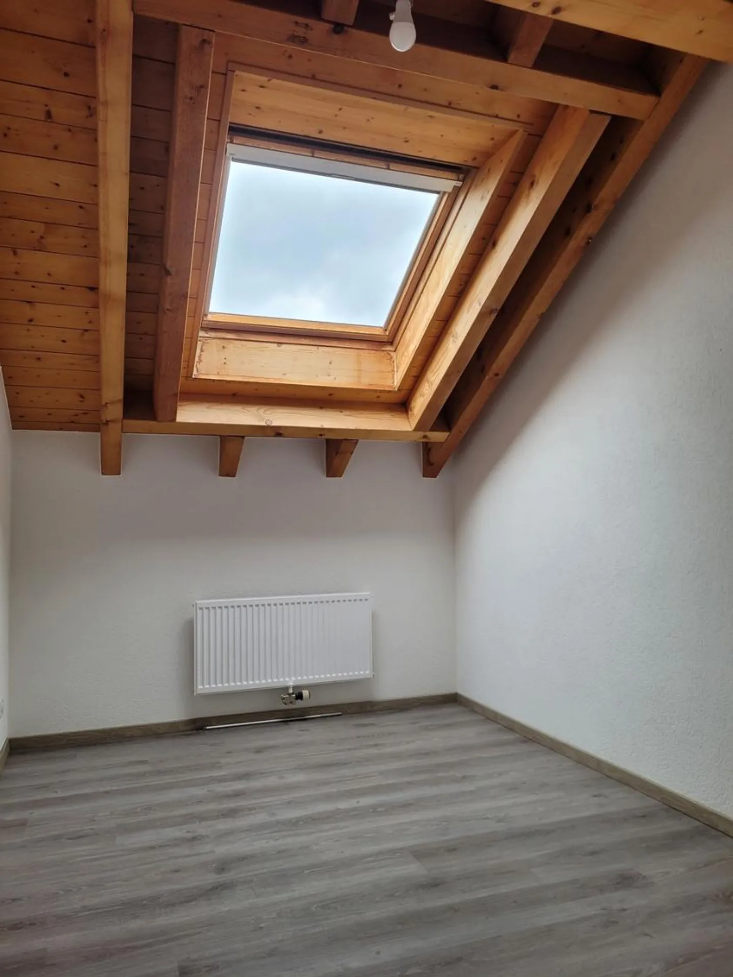 Charmantes Duplex mit Balkon - Foto 3 von 8