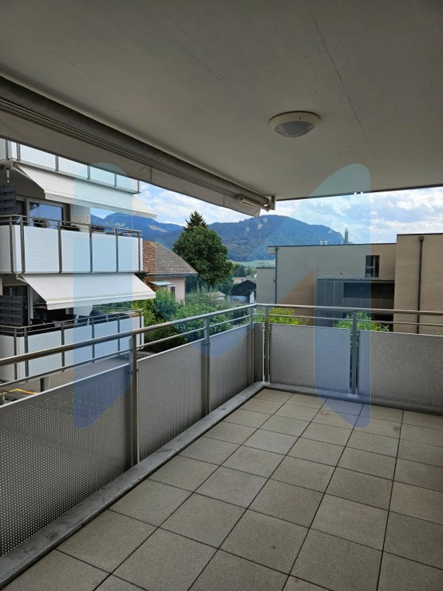 Appartement moderne à Châtel-St-Denis - Photo 8 sur 9