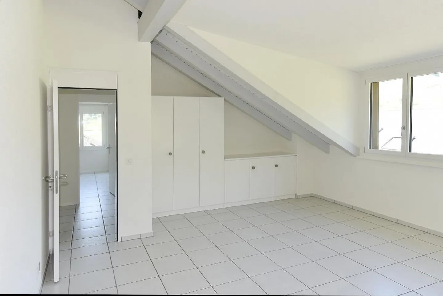 Beautiful 6.5-room maisonette apartment - Photo 7 of 11