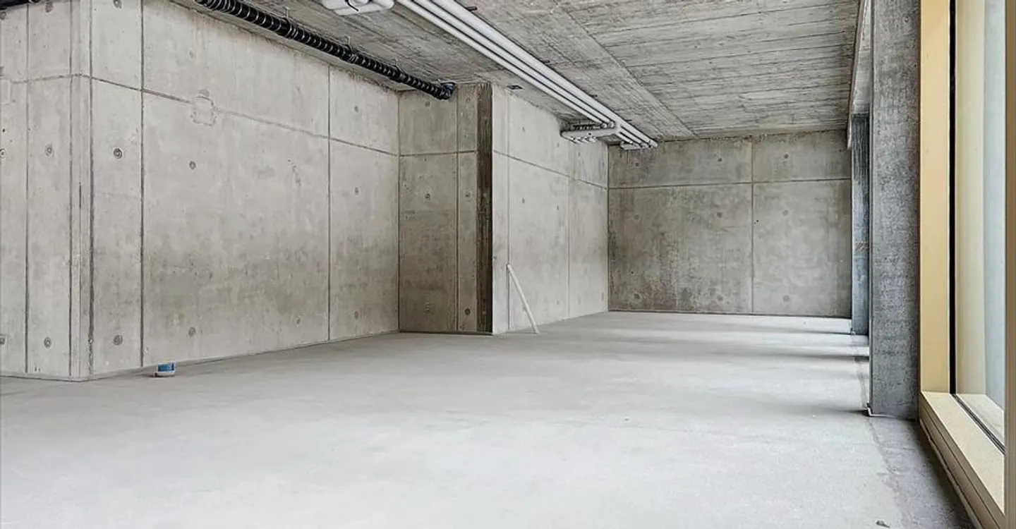 Shop for rent - Photo 12 of 13