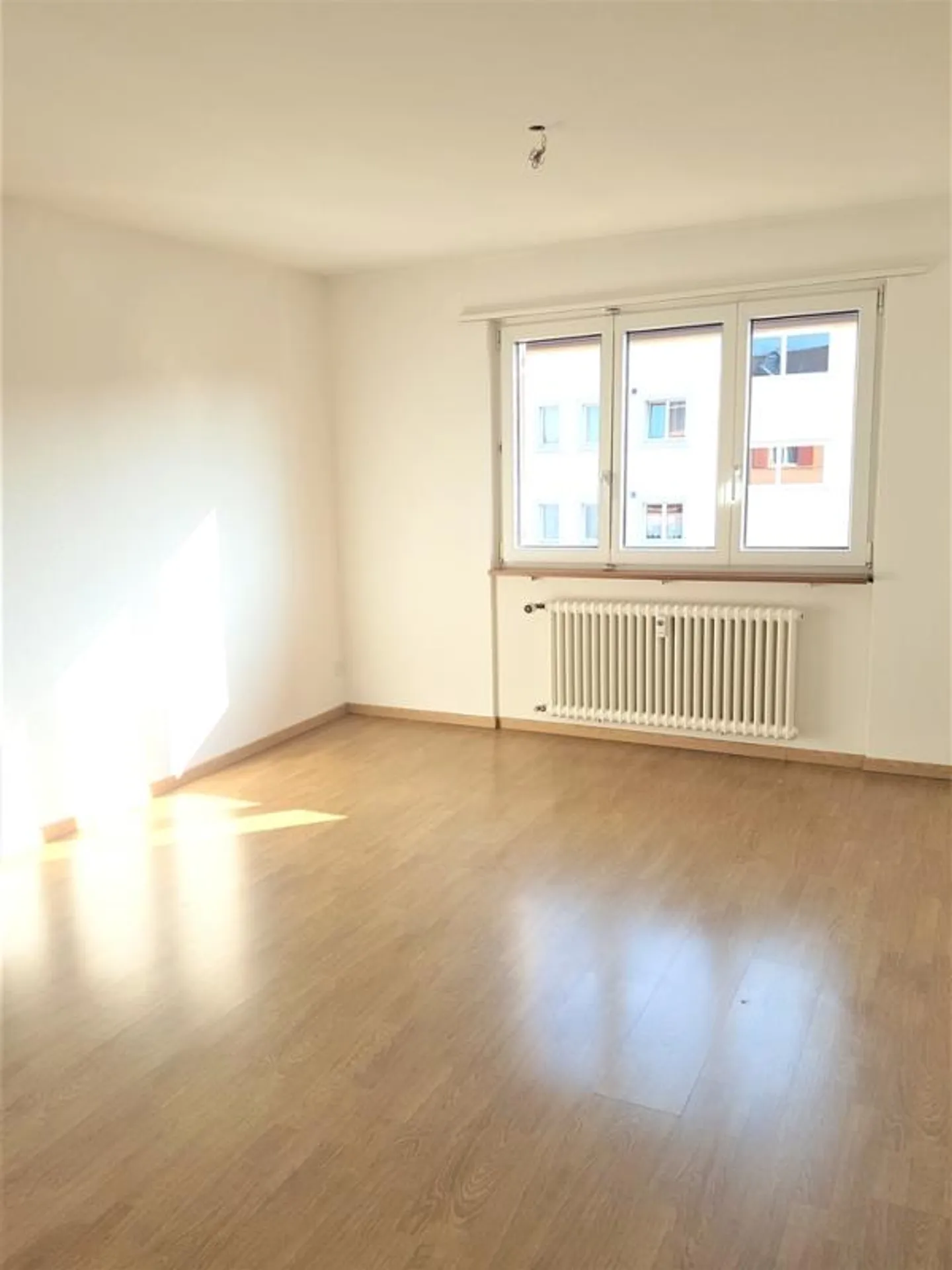 Appartamento economico in un quartiere accogliente - Foto 2 di 6