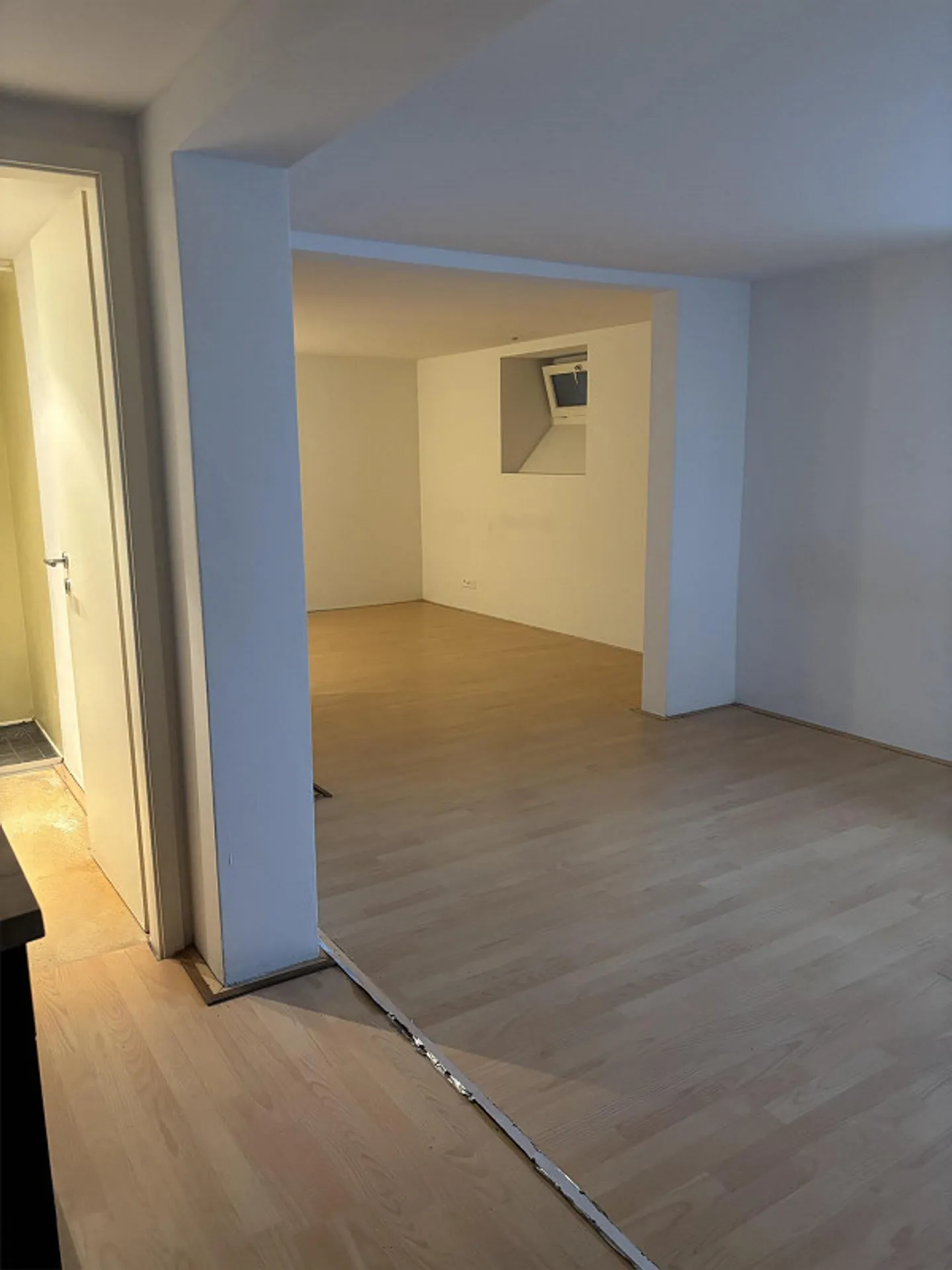 Vielseitig nutzbares Studio in Nähe Spiez Bahnhof zu vermieten - Foto 3 von 7