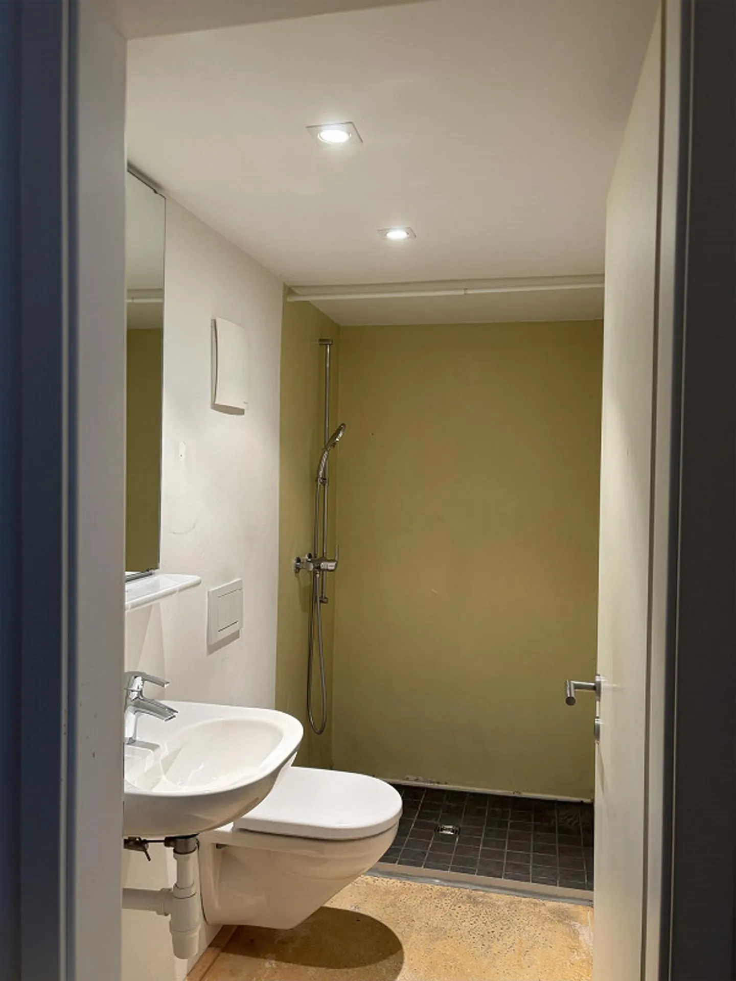 Vielseitig nutzbares Studio in Nähe Spiez Bahnhof zu vermieten - Foto 7 von 7