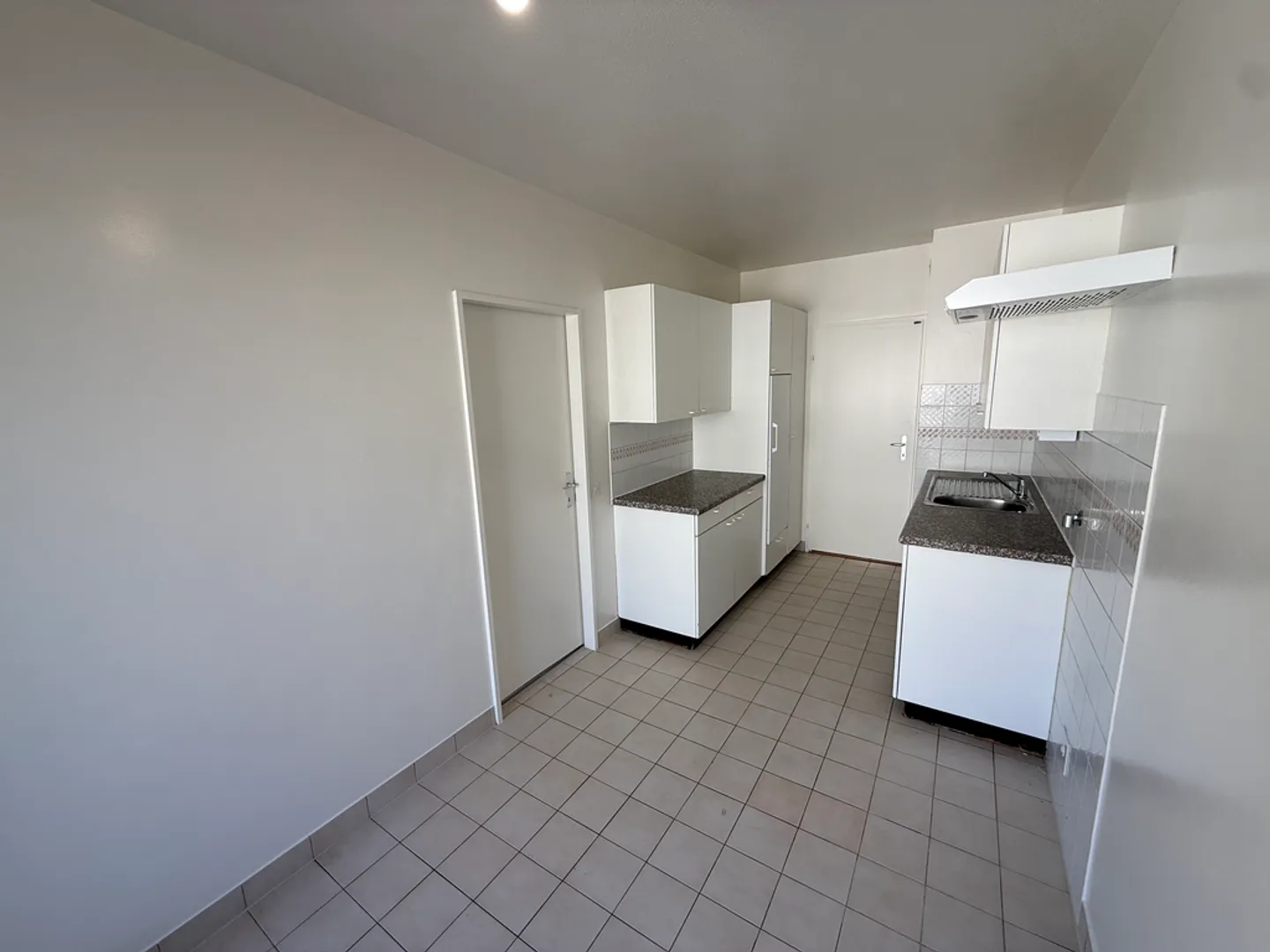Charmant Appartement de 4 pièces - Photo 2 sur 9