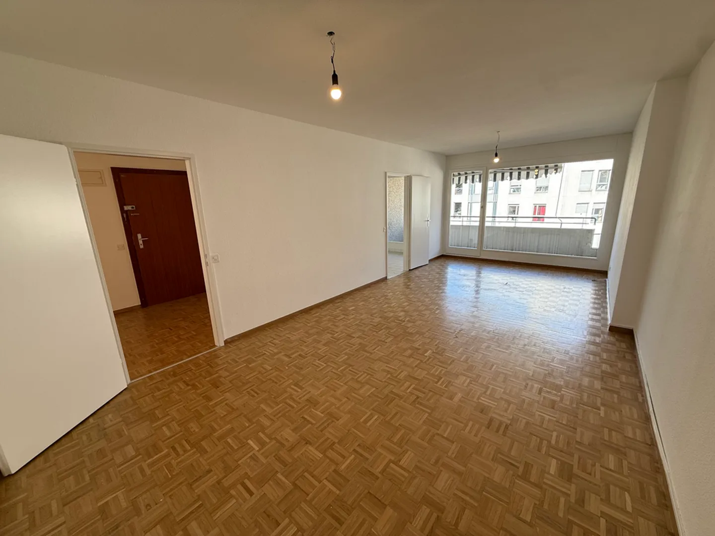 Charmant Appartement de 4 pièces - Photo 4 sur 9