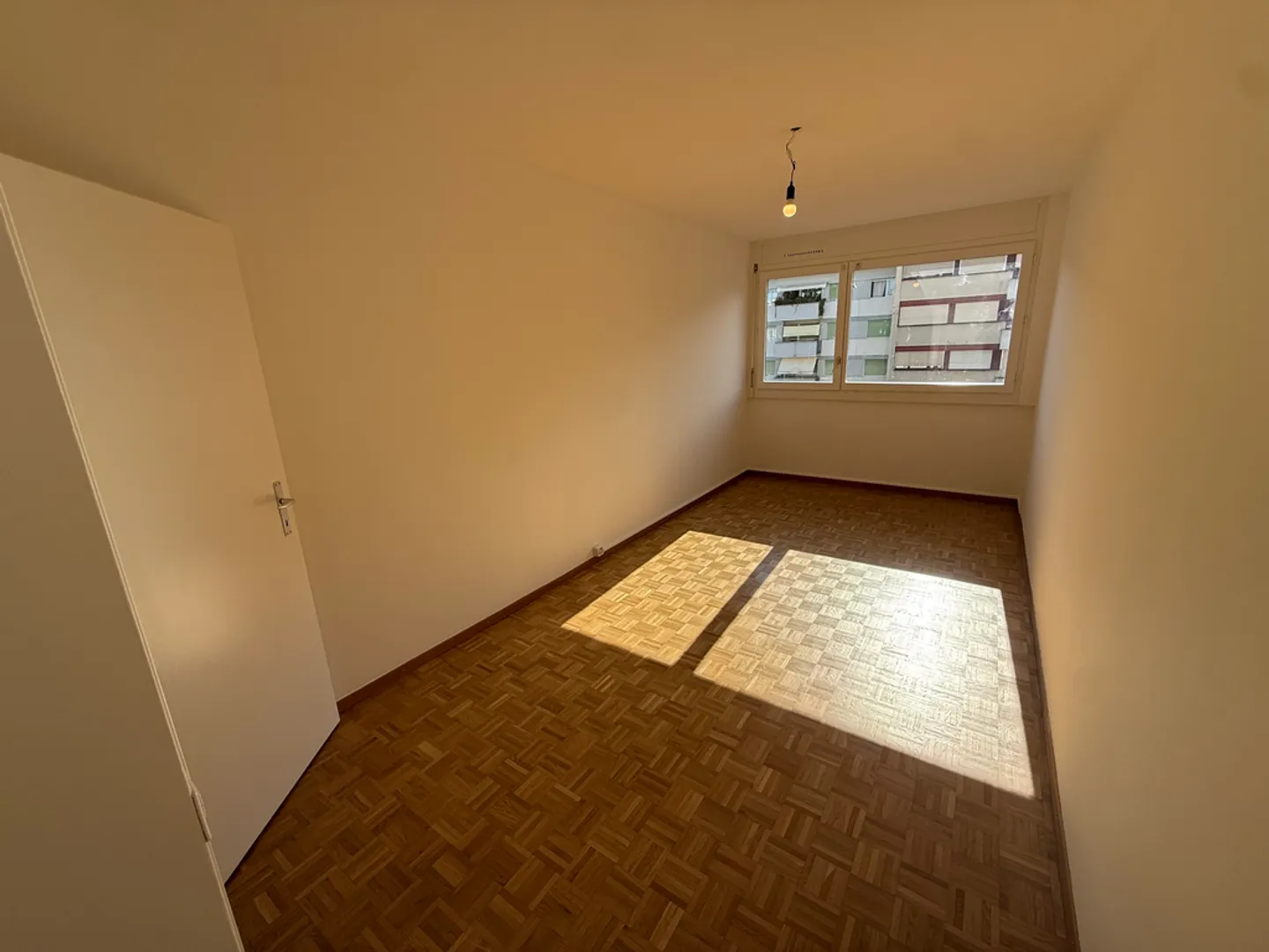 Charmant Appartement de 4 pièces - Photo 6 sur 9