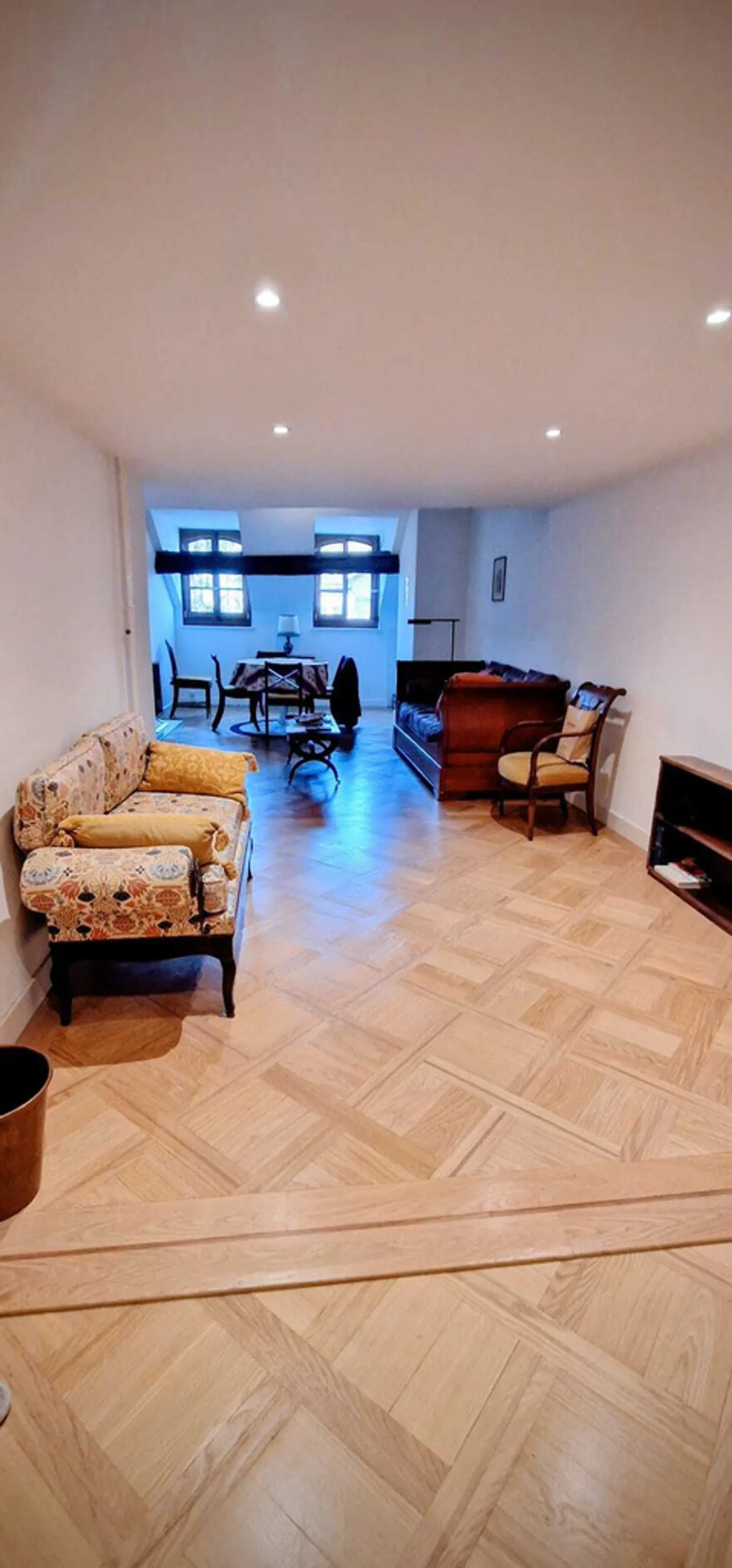 For rent superb furnished 2-room apartment in the heart of Geneva - Photo 1 of 4